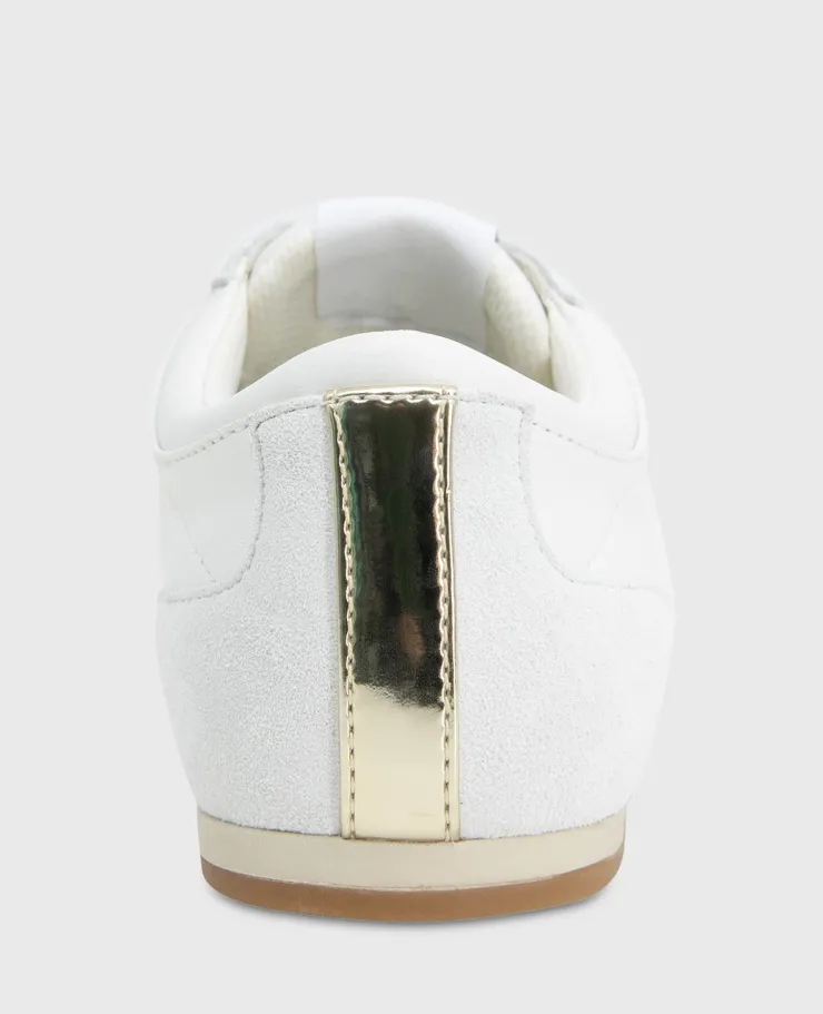 Alma Leather Sneaker>Kenneth Cole Sale