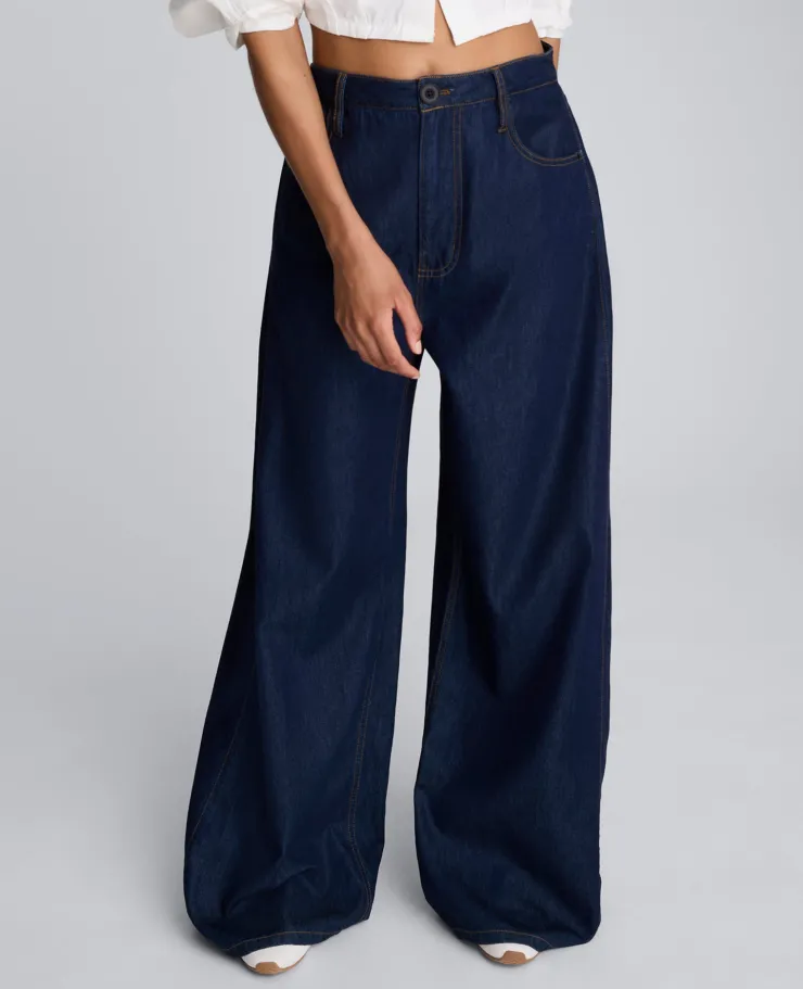 Drapey Denim Wide Leg Pant>Kenneth Cole Outlet