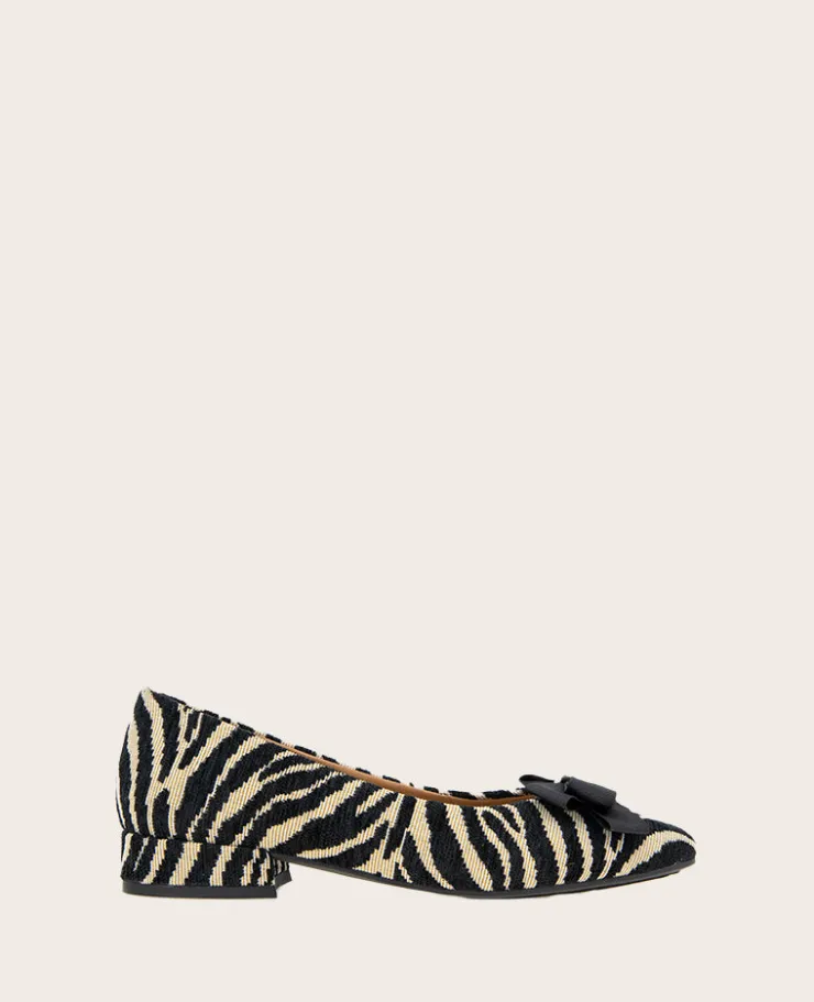 GENTLE SOULS - Atlas Bow Flat>Kenneth Cole Clearance