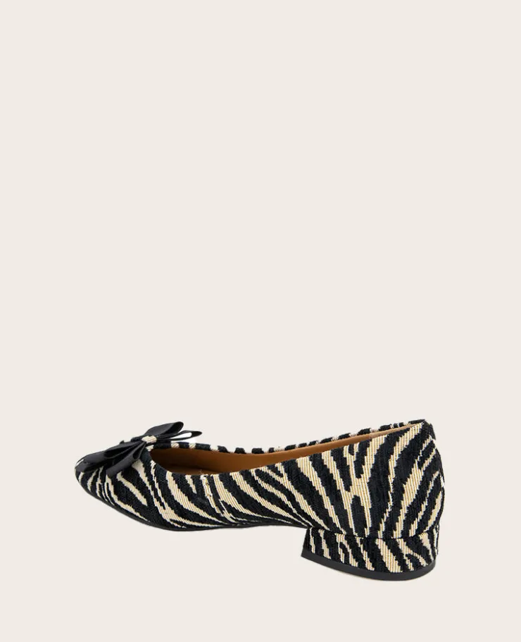 GENTLE SOULS - Atlas Bow Flat>Kenneth Cole Clearance