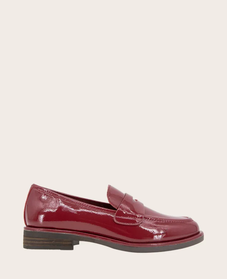 GENTLE SOULS - Cybil Crinkle Patent Loafer>Kenneth Cole Online