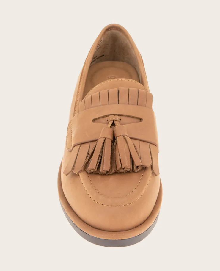 GENTLE SOULS - Cydney Suede Tassel Loafer>Kenneth Cole Online