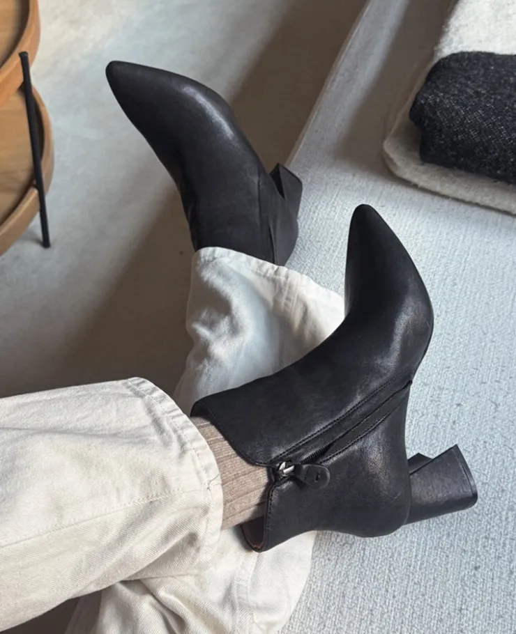 GENTLE SOULS - Danbury Leather Double Gore Heel Boot>Kenneth Cole Hot