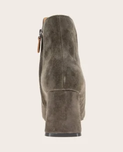 GENTLE SOULS - Danbury Suede Double Gore Heel Boot><noscript><img width=