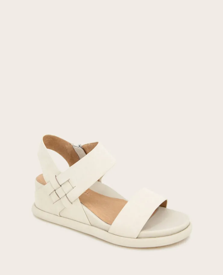 GENTLE SOULS - Jolisa Leather Woven Detail Wedge>Kenneth Cole Online