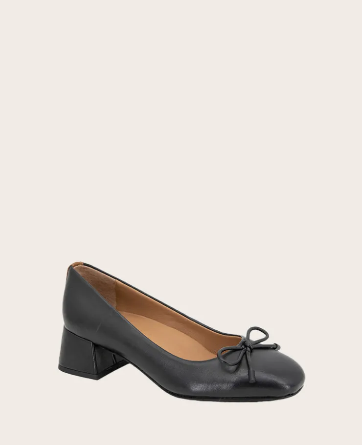 GENTLE SOULS - Lancine Leather Bow Heel>Kenneth Cole Online
