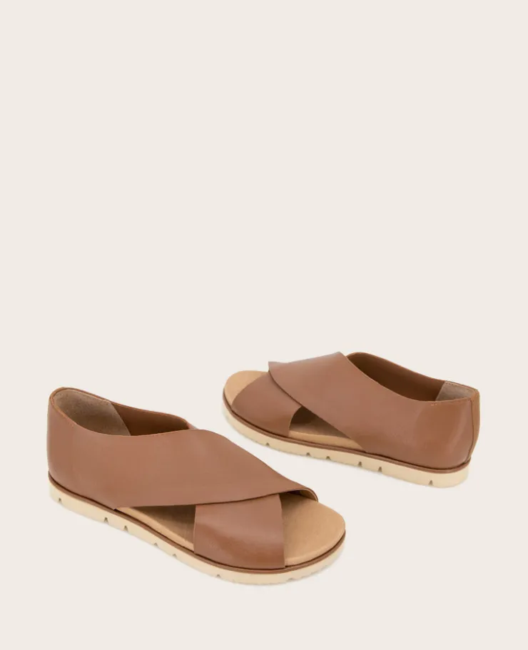 GENTLE SOULS - Leslie X Band Leather Tread Sole Sandal>Kenneth Cole Hot