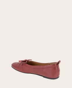 GENTLE SOULS - Marilyn Leather Pleated Ballet Flat><noscript><img width=