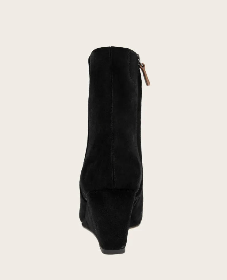 GENTLE SOULS - Nash Suede Side Zip Wedge Bootie>Kenneth Cole Best