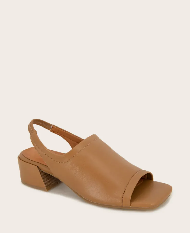 GENTLE SOULS - Penny Block Heel Slingback Sandal>Kenneth Cole