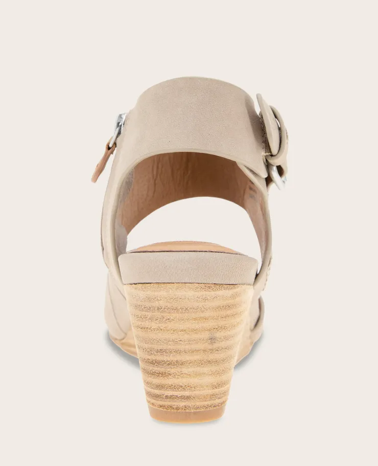 GENTLE SOULS - Tilly Nubuck Wedge Sandal>Kenneth Cole Online