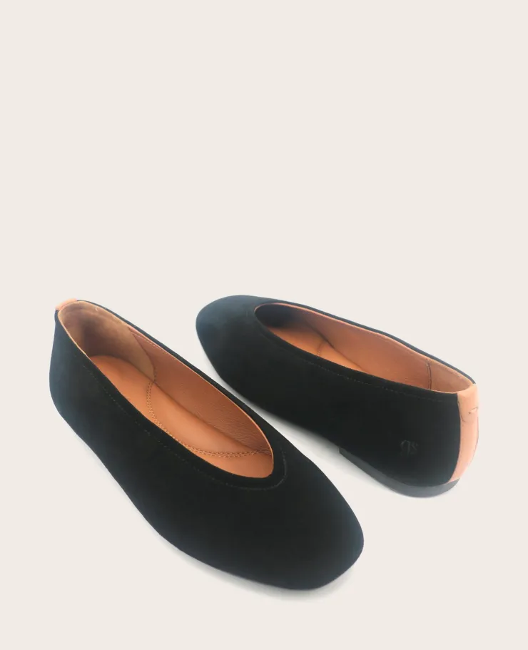 GENTLE SOULS - Willow Suede Ballet Flat>Kenneth Cole Online