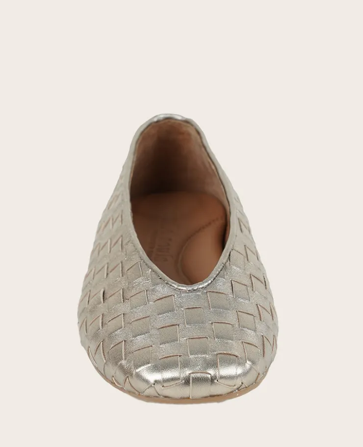 GENTLE SOULS - Willow Woven Leather Flat>Kenneth Cole Discount