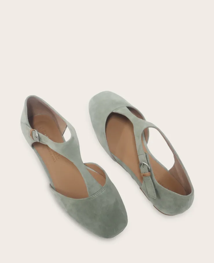 GENTLE SOULS - Wyatt Suede T-Strap Flat>Kenneth Cole Online