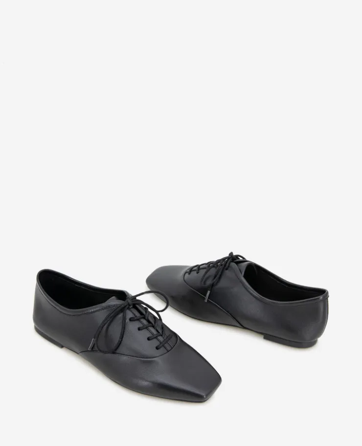 Justice Box Toe Lace Up Flat>Kenneth Cole Best