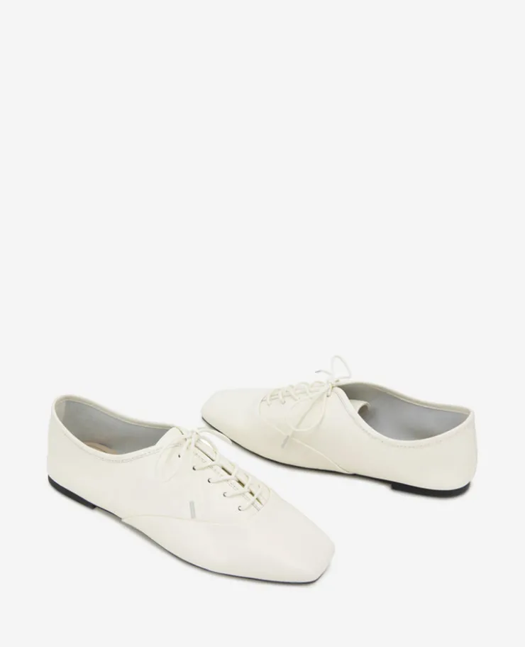 Justice Box Toe Lace Up Flat>Kenneth Cole Outlet