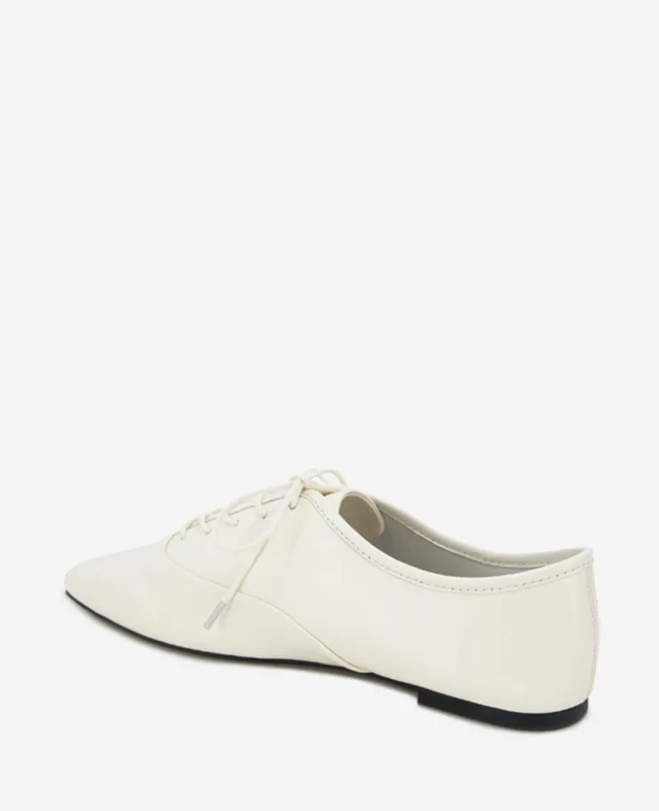 Justice Box Toe Lace Up Flat>Kenneth Cole Outlet
