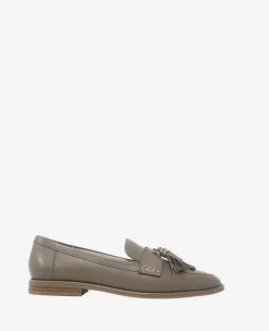 Lyra Leather Loafer>Kenneth Cole Outlet