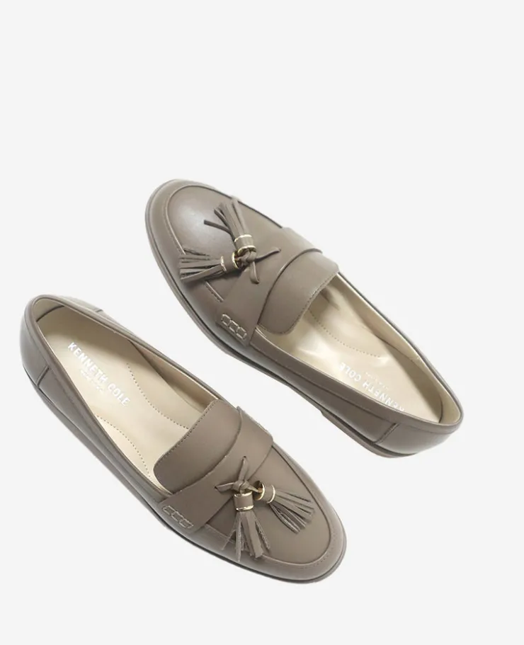 Lyra Leather Loafer>Kenneth Cole Outlet
