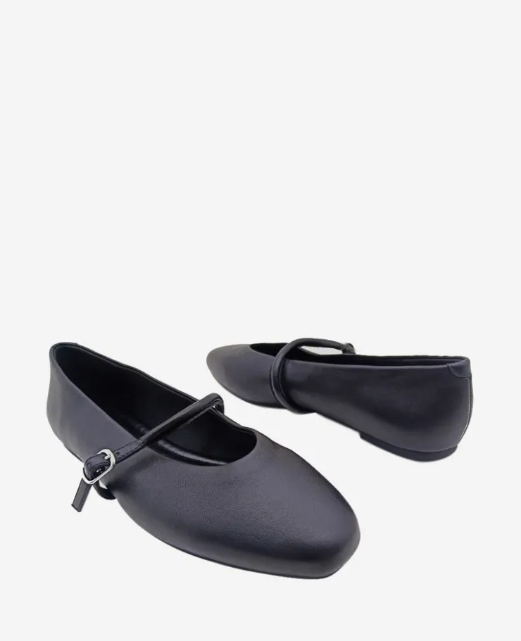 Magnolia Leather Ballet Flat>Kenneth Cole Sale