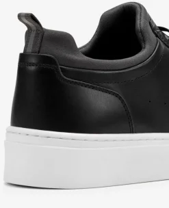 Nevel Slip On Sneaker><noscript><img width=