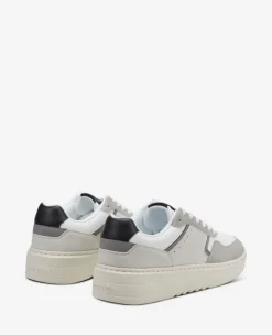 REACTION - Dover Sneaker><noscript><img width=