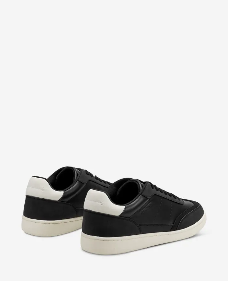 REACTION - Elliot Sneaker>Kenneth Cole Hot