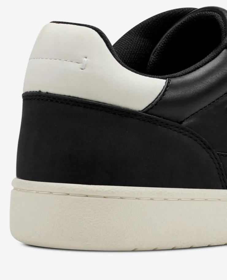 REACTION - Elliot Sneaker>Kenneth Cole Hot