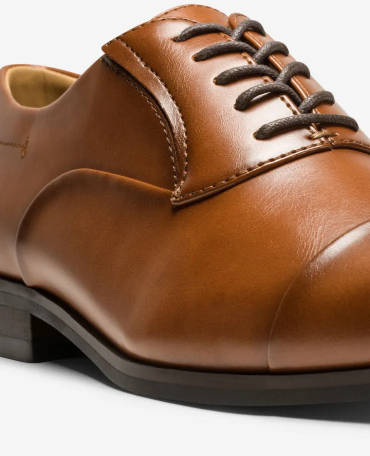 REACTION - Heath Cap Toe Lace Up Oxford>Kenneth Cole Hot