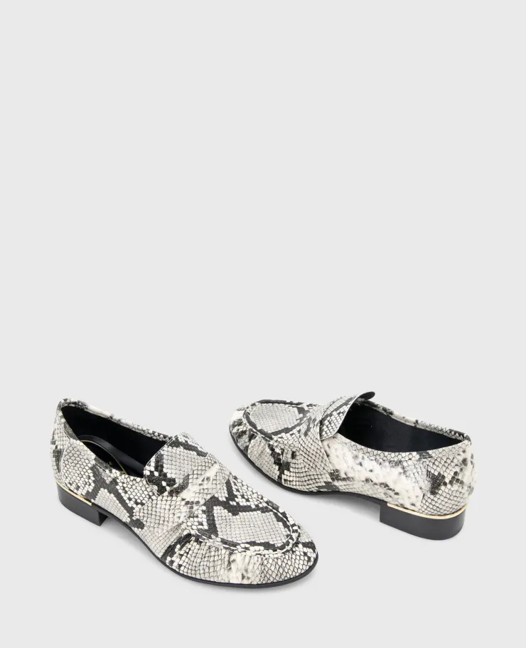 Reece Embossed Snake Penny Loafer>Kenneth Cole Best