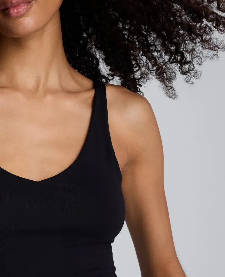 V-Neck Knit Tank>Kenneth Cole